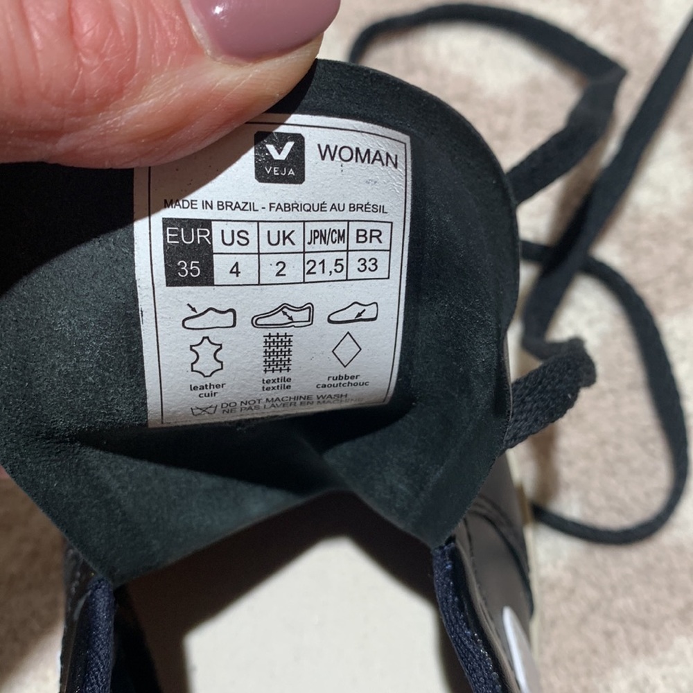 Veja V-10 Mesh Sneaker - Picture 7 of 8